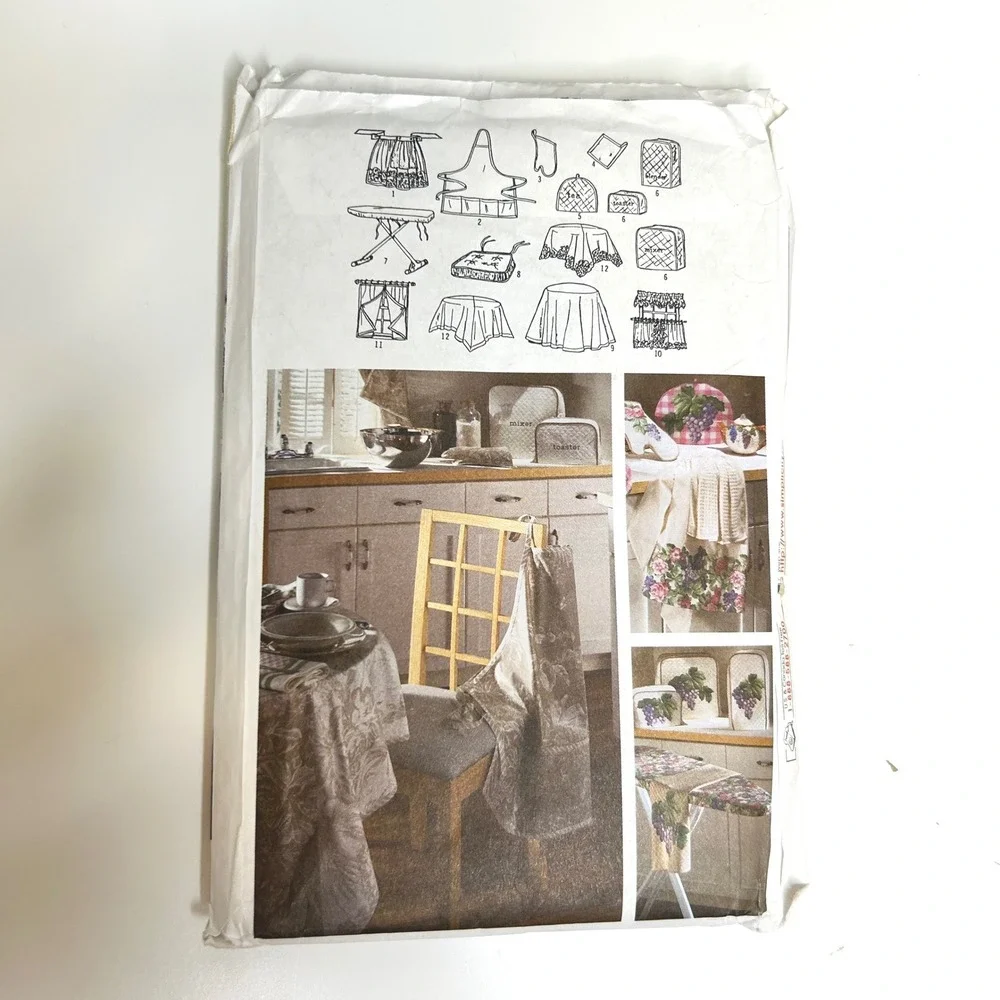 Simplicity 8690 Kitchen Essentials Sewing Pattern Aprons Curtains Decor 1999‎